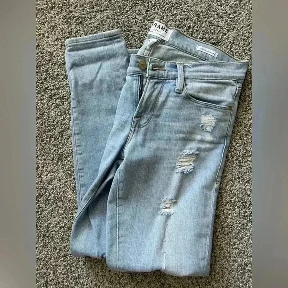 FRAME Le Skinny Distressed Mid Rise Lightwash Denim Jean - Picture 4 of 4